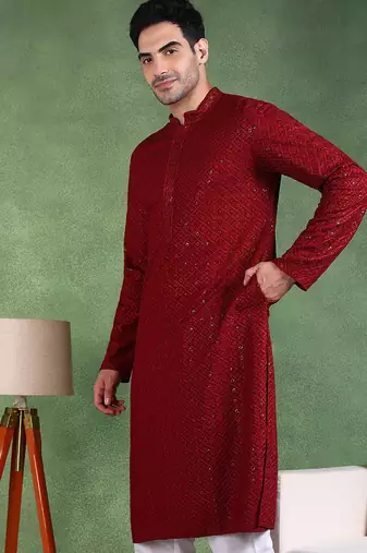 Men maroon viscose rayon solid embroidered straight kurta
