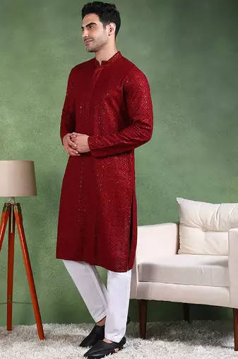 Men maroon viscose rayon solid embroidered straight kurta