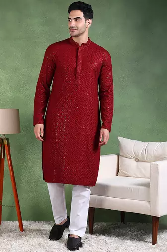 Men maroon viscose rayon solid embroidered straight kurta