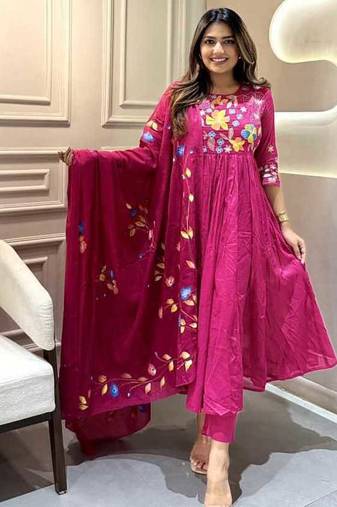 Pink Embroidered Kurti Pant Set with Dupatta