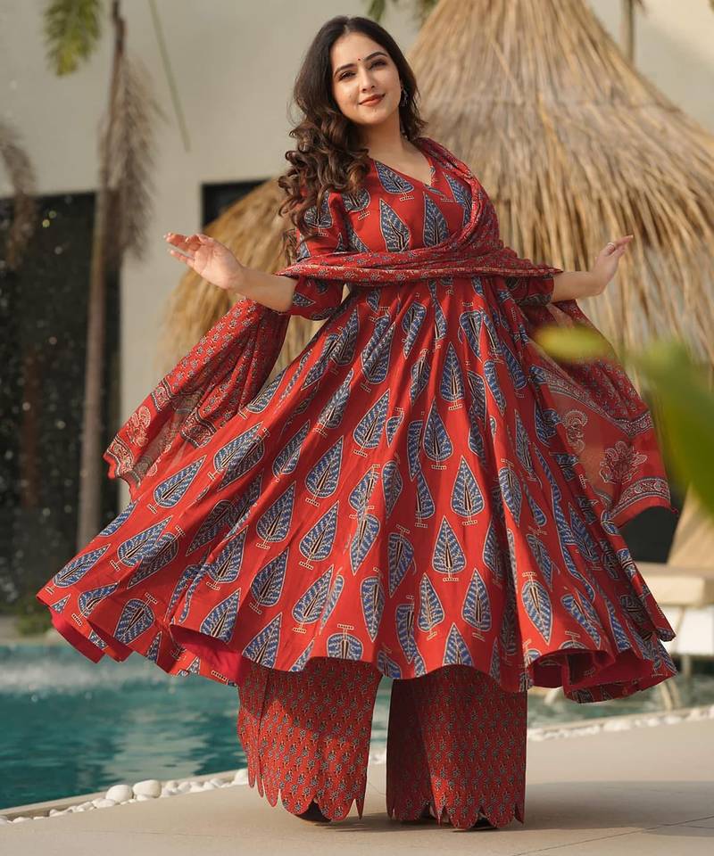 Maroon digital printed maslin traditional gown set with dupatta