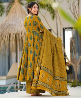 Mustard digital printed maslin traditional gown set with dupatta 3