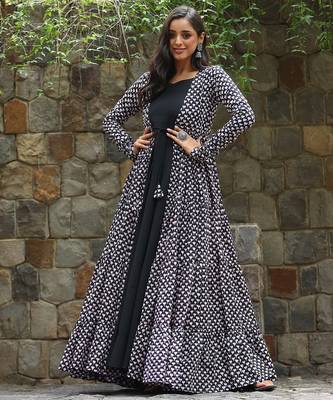 Black digital printed muslin traditional anarkali gown with shrug 1