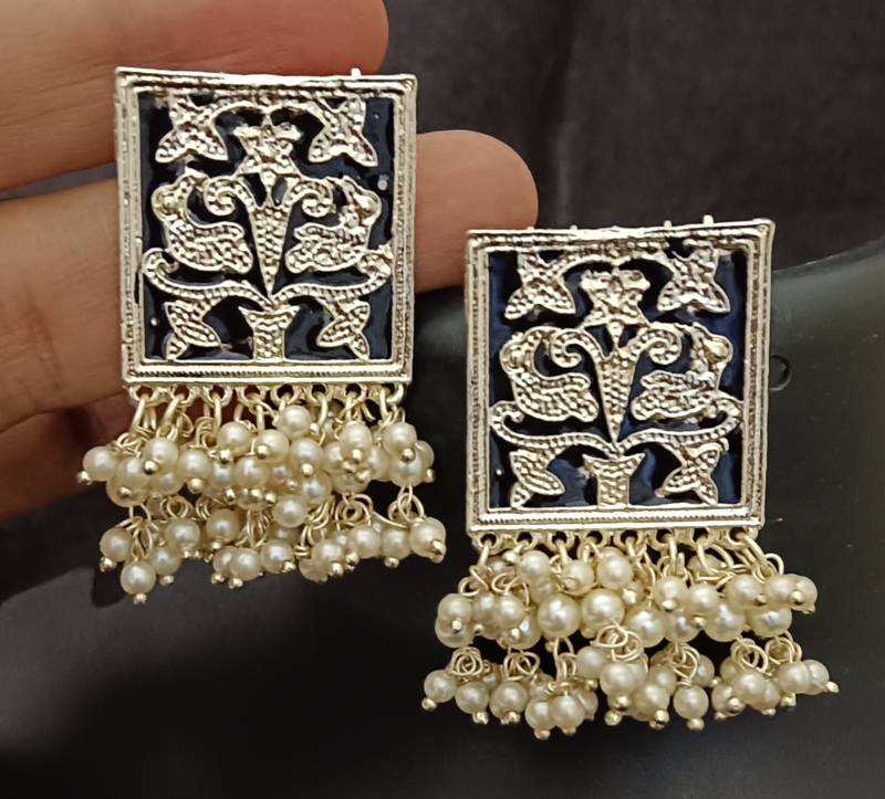 Black meenakari indo western earrings set