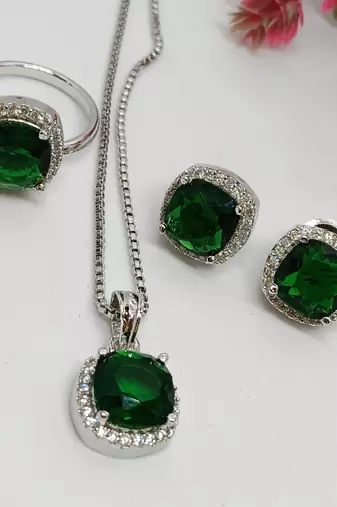 Emerald green pendant studs earrings adjustable ring chain set