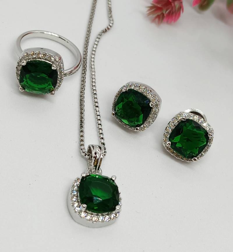 Emerald green pendant studs earrings adjustable ring chain set