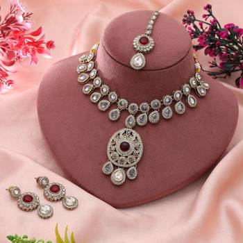 red kundan royal wedding necklace set  2