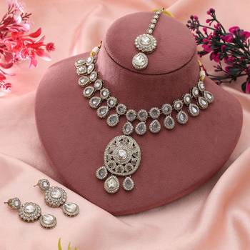 white color kundan necklace set bridal design  1