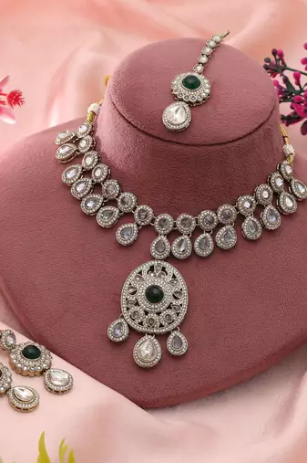 green kundan necklace set festive traditional 
