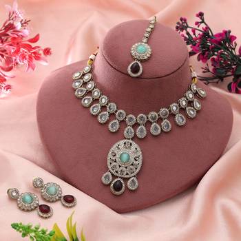 maroon pista green kundan necklace bridal set 2