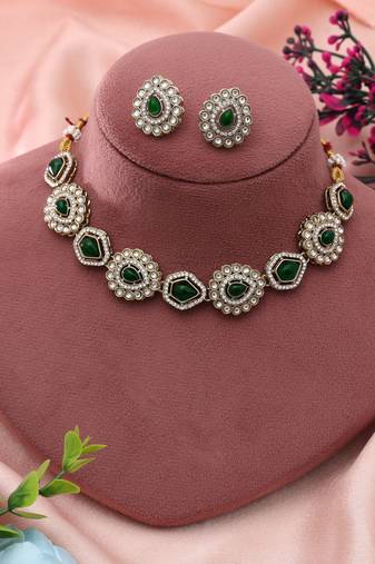 Green Color Kundan Necklace Set Festive Style