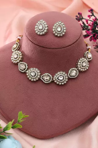 white kundan necklace set gold plated classic design