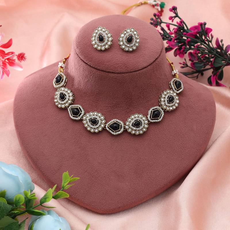 Black Color Kundan Necklace Set Statement Design