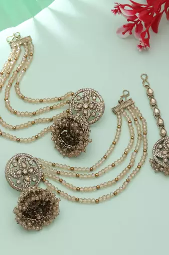 royal bridal gold kundan jhumka earrings with maang tikka set
