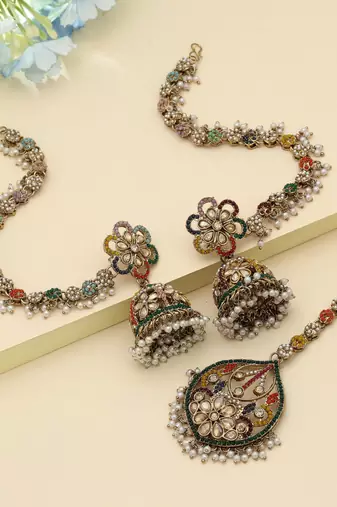 multicolor jhumka tikka set with kundan glam