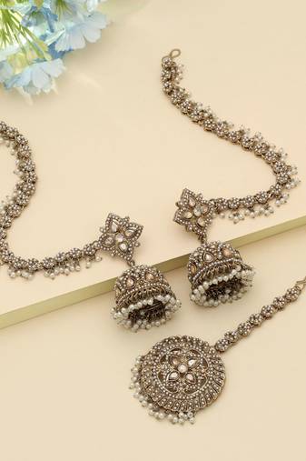 Gold Color Big Jhumka Kundan Earrings Tikka Set Premium