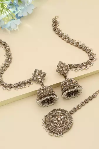 Gold Color Big Jhumka Kundan Earrings Tikka Set Premium