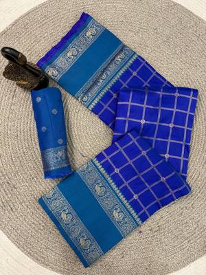 blue kanjivaram silk saree gold zari checks weave 2
