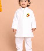 boys white cotton kurta pyjama set with bal hanuman print
