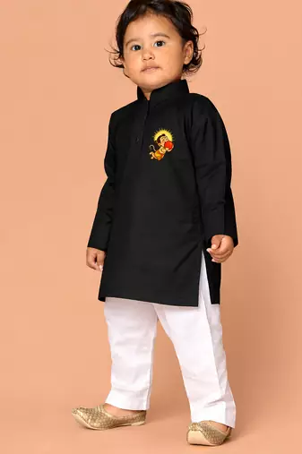 boys black cotton kurta pyjama with bal hanuman print	
