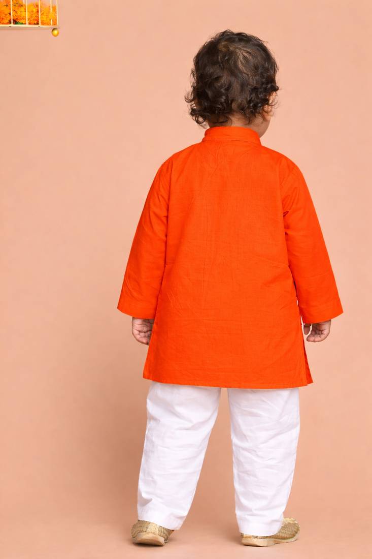 boys orange cotton kurta pyjama set with shree ram print