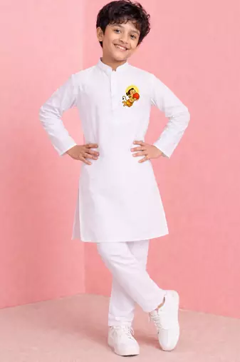 boys white cotton kurta pyjama set with bal hanuman sticker