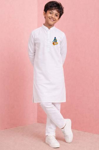 boys white cotton kurta pyjama set with ram hanuman sticker print 