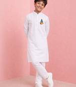 boys white cotton kurta pyjama set with ram hanuman sticker print 