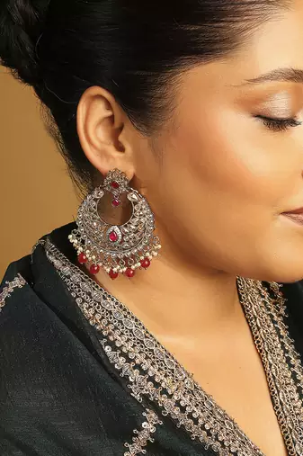 red kundan stone antique gold chandelier earrings for women