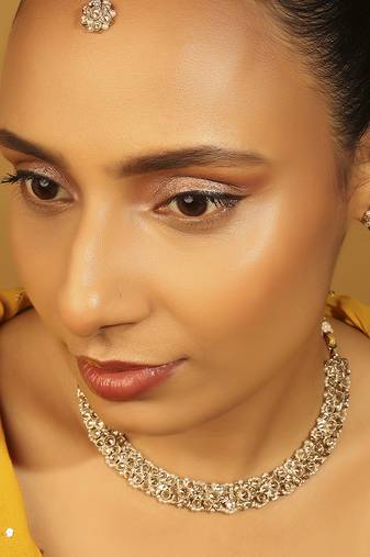 Flower design antique gold plated brown uncut kundan stone choker jewellery sets for women