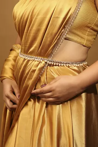 gold plated oval design pearl drop kamarband for women