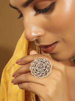 gold plated brass ring with round shape design 6