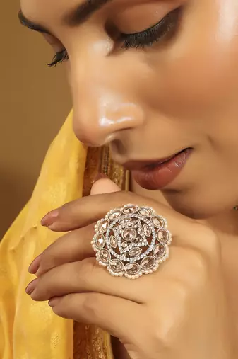 gold plated brass ring with round shape design