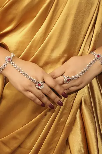 women's gold plated red kundan pearl hathphool set of 2