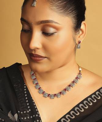 rajwadi gold plated pink stone choker set with maangtikka 5