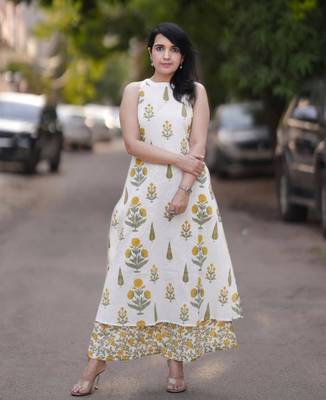 white cotton co ord set with floral print 1