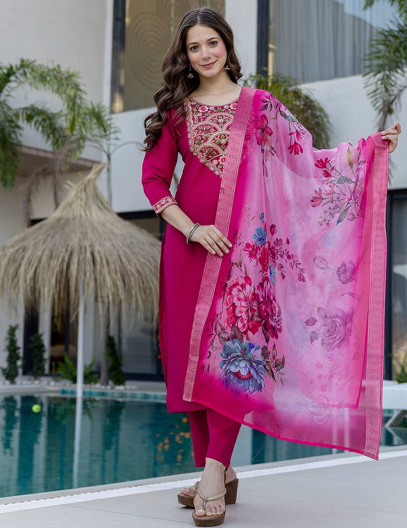 Magenta p.v chanderi heavy thread embroidery work with printed dupatta kurta pant set