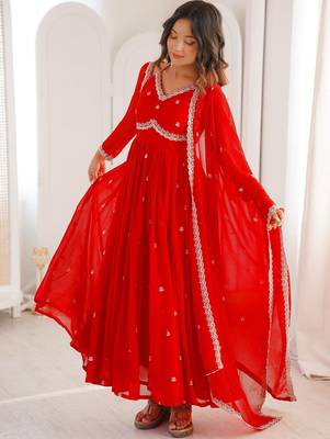Red georgette heavy thread embroidery work kurta pant set 2