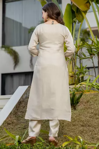 Cream viscose shimmer heavy thread embroidery work with printed dupatta kurta pant set