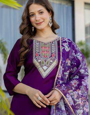 Purple chanderi cotton heavy thread embroidery work with printed dupatta kurta pant set 4