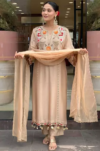 Chiku p.v chanderi heavy thread embroidery work kurta pant set