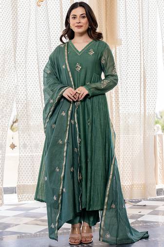 Green chanderi silk heavy thread embroidery work kurta pant set