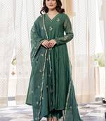 Green chanderi silk heavy thread embroidery work kurta pant set