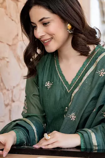 Green chanderi silk heavy thread embroidery work kurta pant set