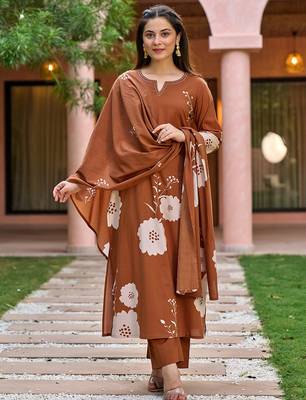 Brown muslin printed kurta pant set 3