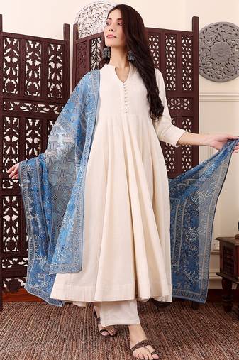 Cream chanderi silk solid plain with printed dupatta kurta pant set