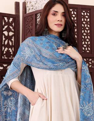 Cream chanderi silk solid plain with printed dupatta kurta pant set 4