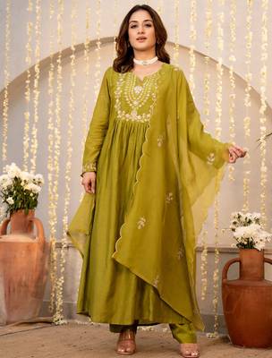Olive chanderi silk heavy thread embroidery work kurta pant set 1