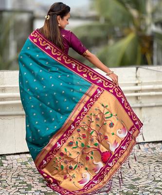 Teal paithani silk zari weaving saree with contrast blouse piece 2