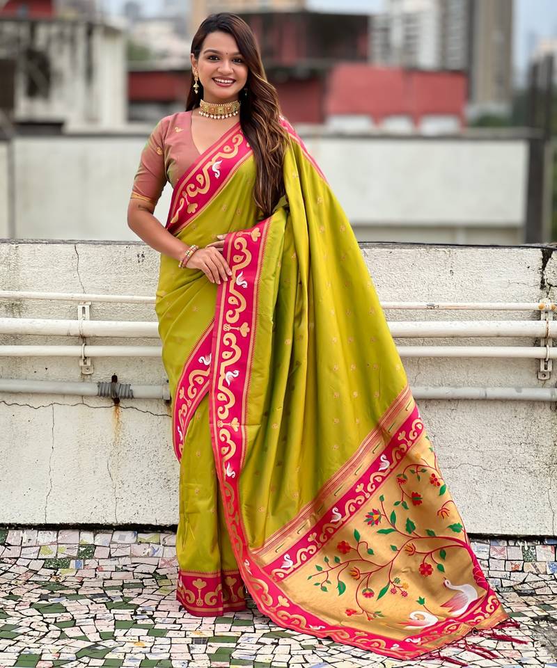 Green paithani silk zari weaving saree with contrast blouse piece